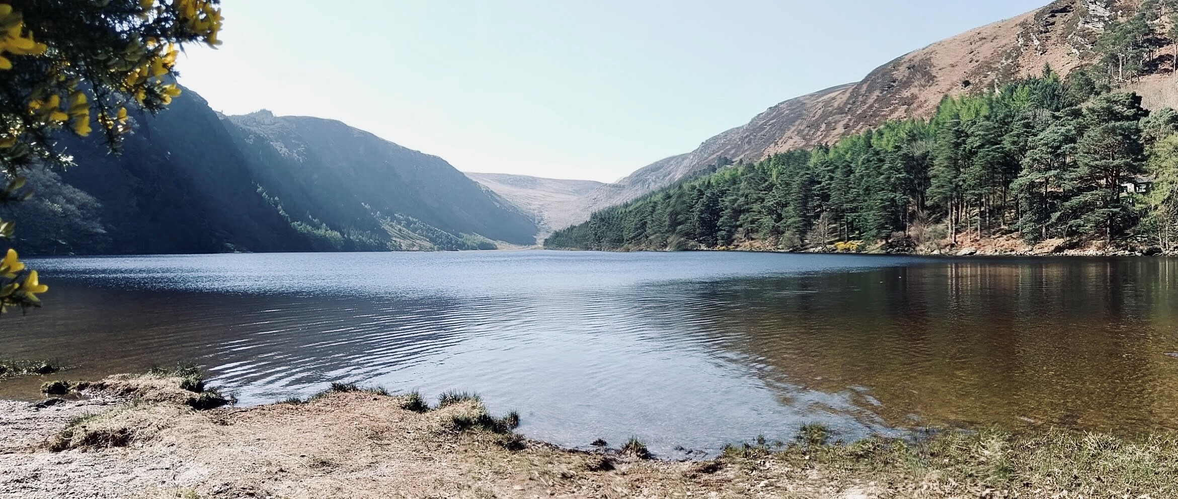 lake landscape photo